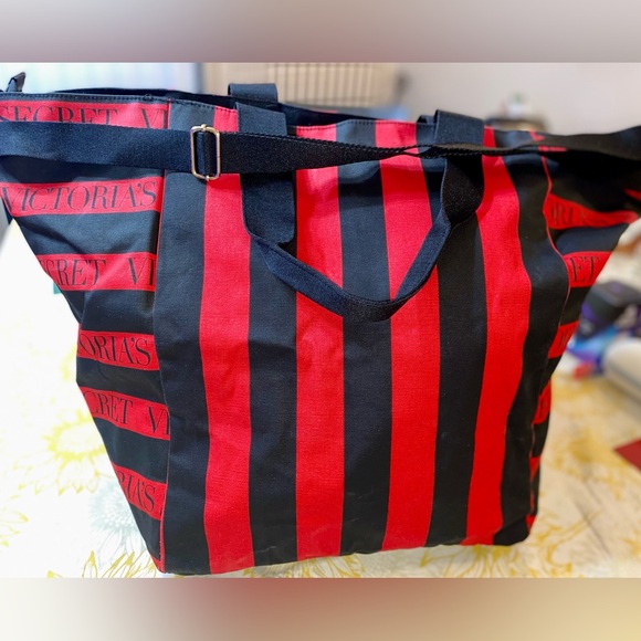 Victoria's Secret Iconic Red and Black Striped Tote - Picture 13 of 16